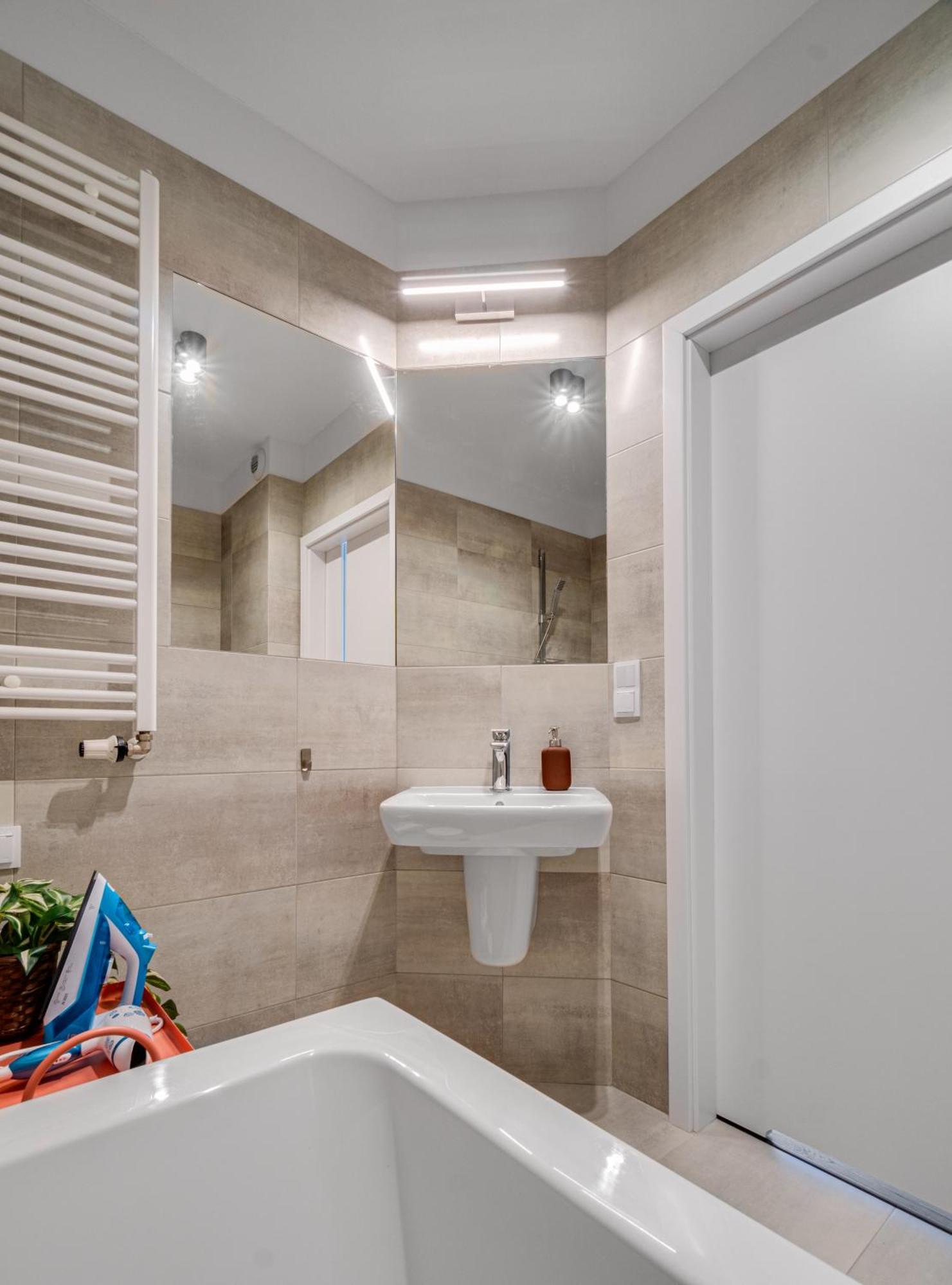 Prime Time Apartament - 24H Check -In - Parking W Cenie Вроцлав Екстер'єр фото